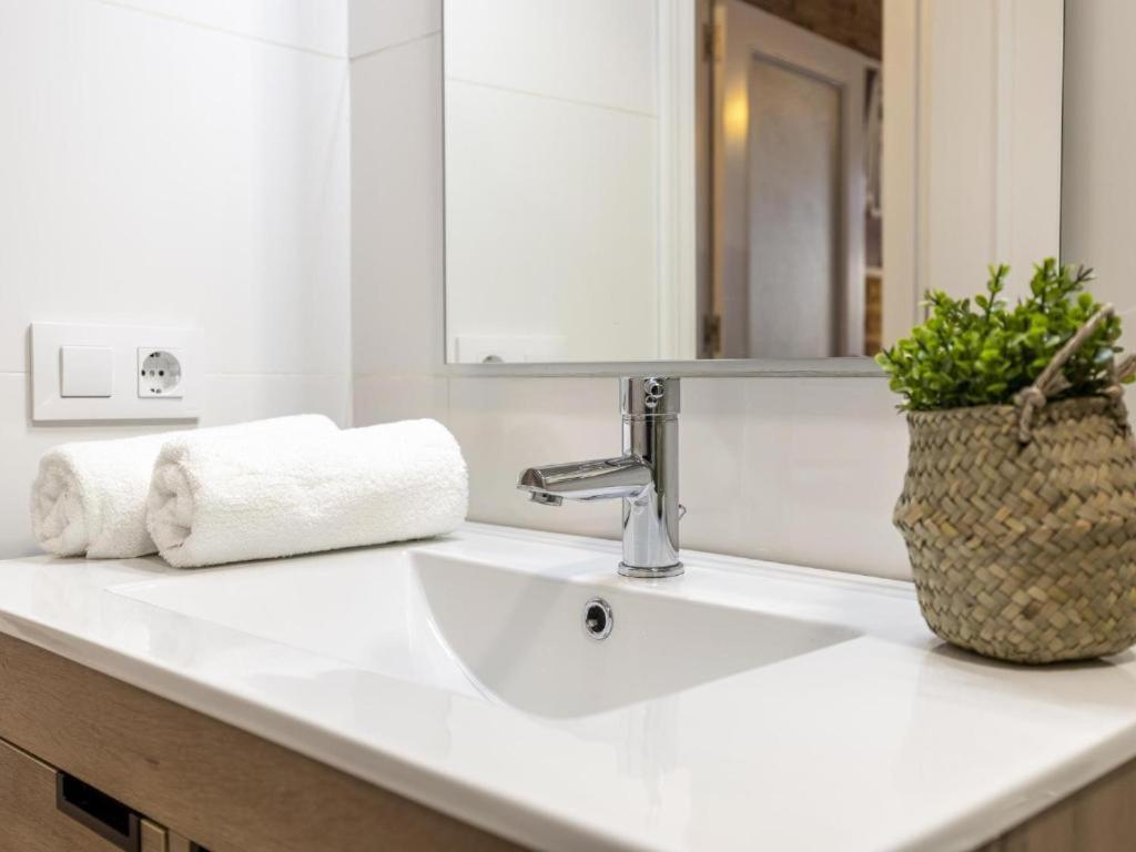 Apartamento Terraza De Triana Sevilla Exterior foto